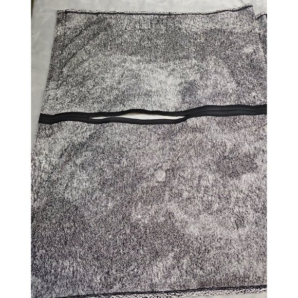 Lululemon Vinyasa Scarf Wrap Arm Holes Rulu One Size Black Gray Heather - Picture 5 of 9